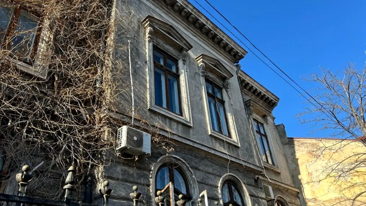 Percheziții la Direcția pentru Cultură a Municipiului București: procurorii ridică acte în dosarul furtului tezaurului dacic
