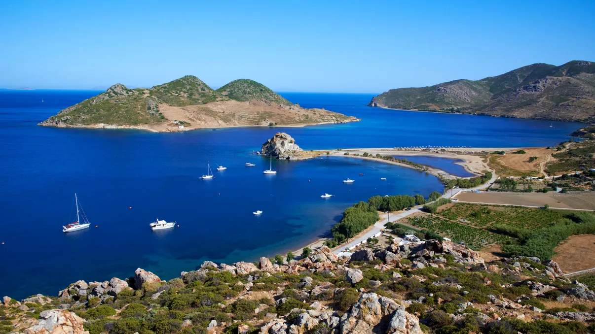 Patmos, destinația grecească de top pentru vacanțele din 2025