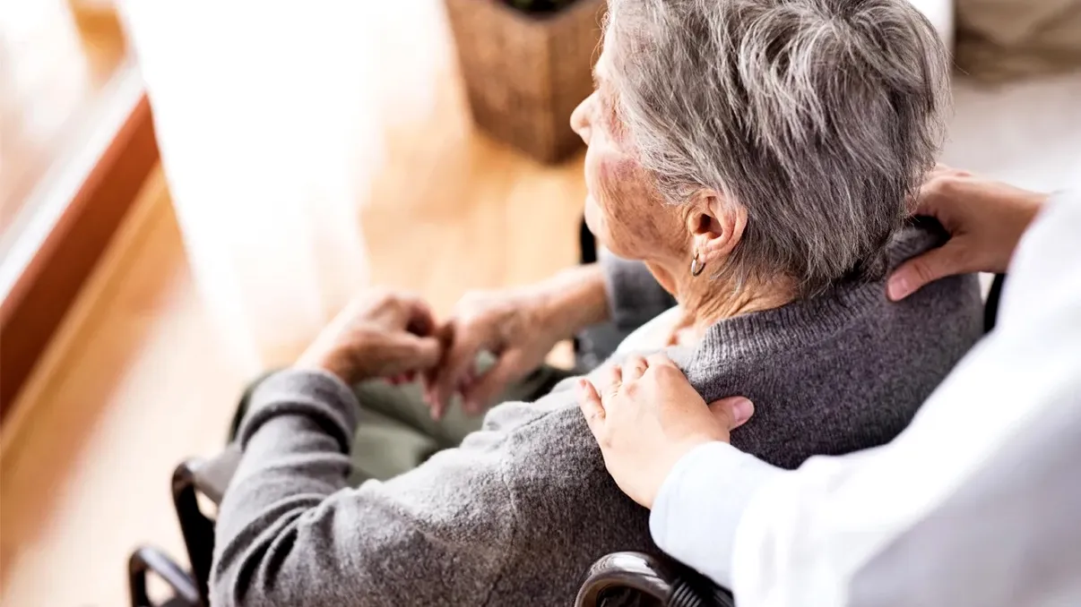 Azil redeschis ilegal. O persoană a murit în drum spre spital. ANPC a descoperit nereguli grave