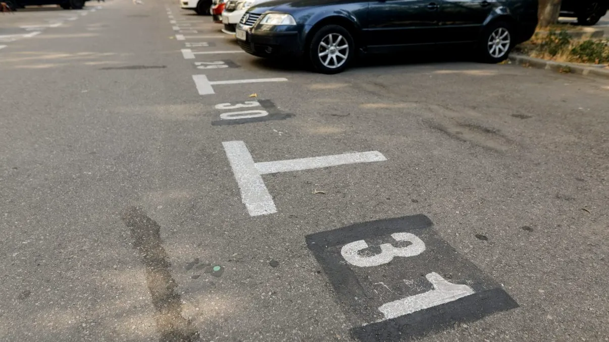 Ce nu au voie să facă administratorii de bloc cu locurile de parcare. Legea este foarte clară pentru toți