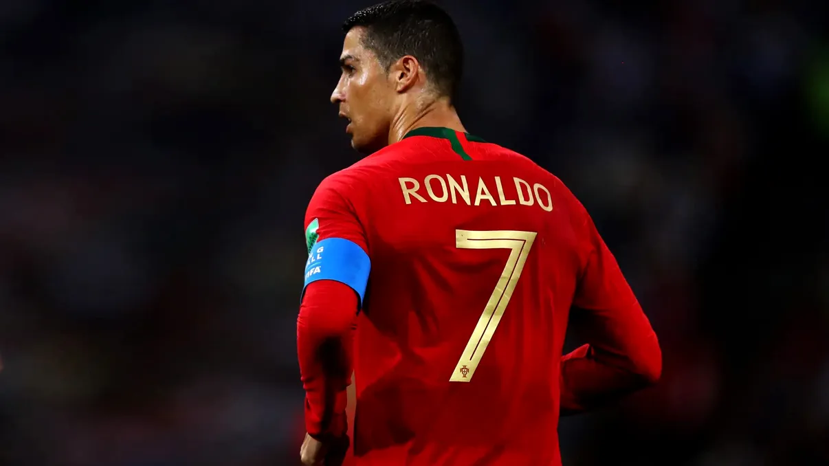 Cristiano Ronaldo conduce topul celor mai bine plătiți sportivi din lume în ultimul an: nicio sportivă în primii 100
