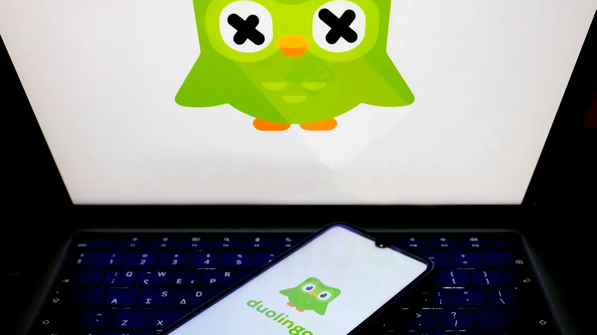 Bufnița Duolingo „a murit”, iar internetul e în lacrimi. Ce s-a întâmplat cu celebra mascotă