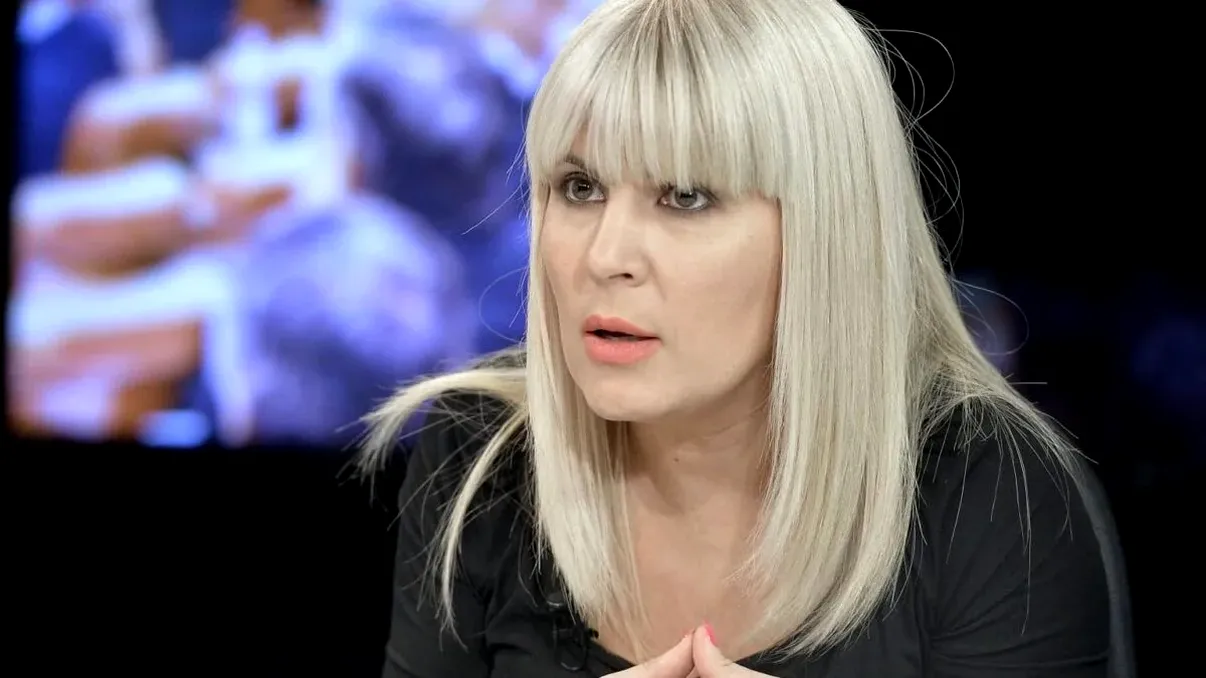 Elena Udrea, despre pericolul în care s-ar afla România, după demisia lui Klaus Iohannis. Fosta blondă de la Cotroceni, avertisment pentru români