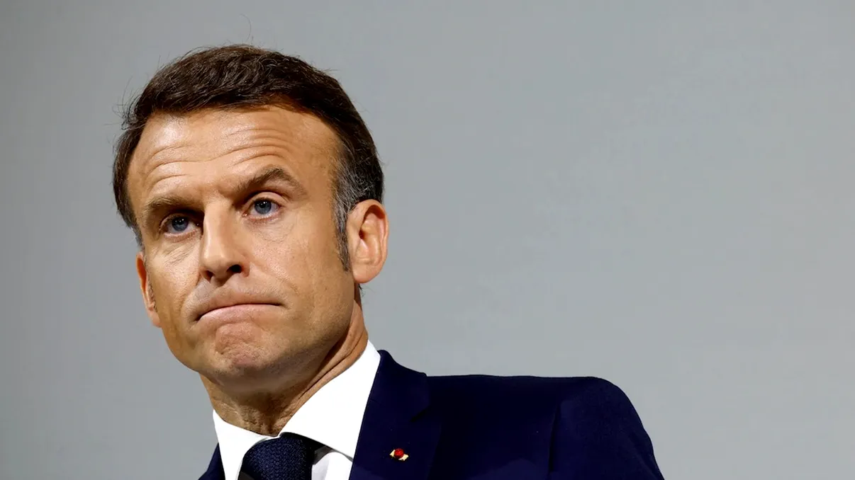 Politico: Macron convoacă un summit de urgență al liderilor europeni pe fondul politicii lui Trump