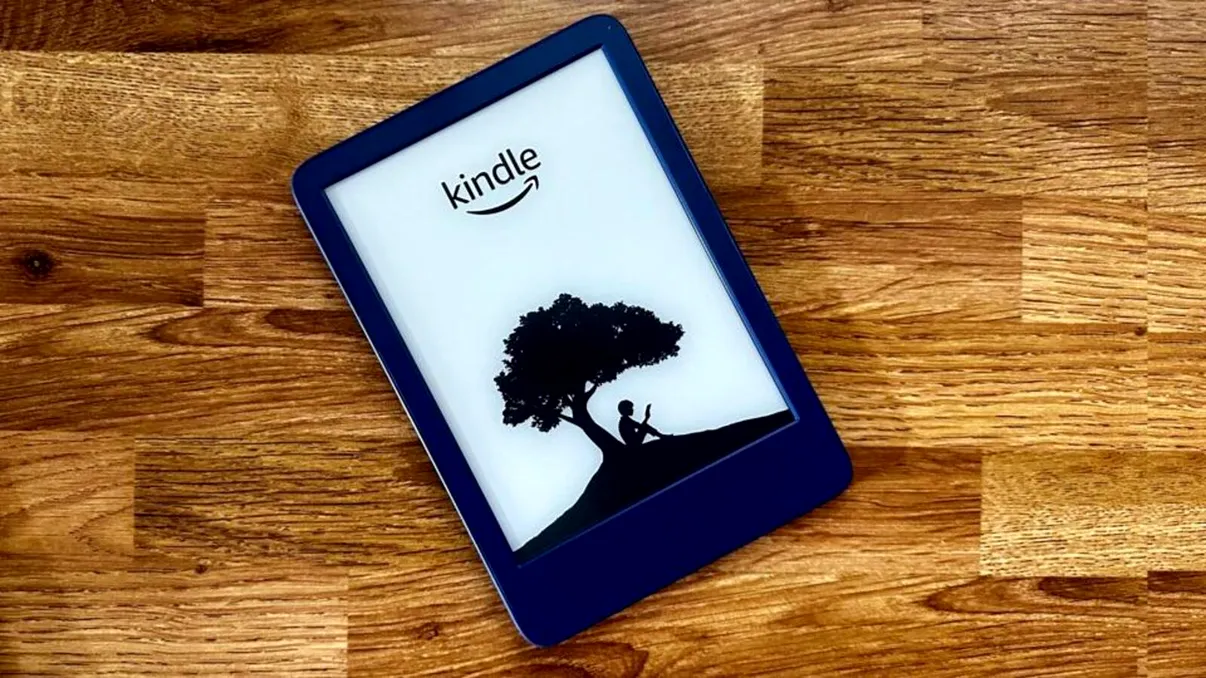 Dacă ai un Kindle, Amazon îți taie o funcție importantă în această săptămână. Doar pentru asta ai fi folosit portul USB, în afară de încărcare