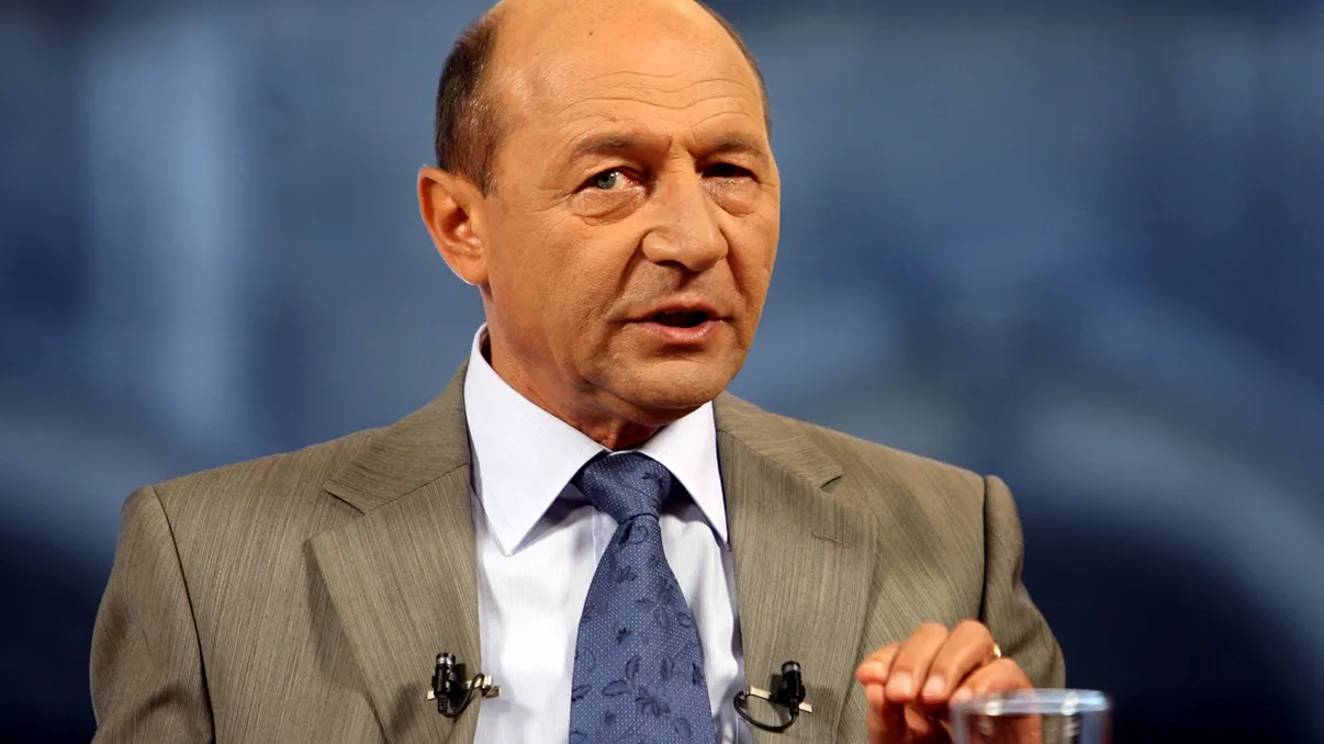 Traian Băsescu critică demisia lui Iohannis: „Un act de lașitate, un președinte trebuie să-și termine mandatul”