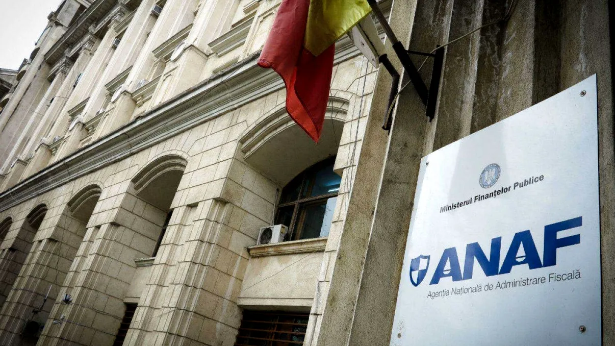 ANAF te pune pe listă: taxare din oficiu pentru românii cu case și mașini de lux care nu declară impozitul la timp