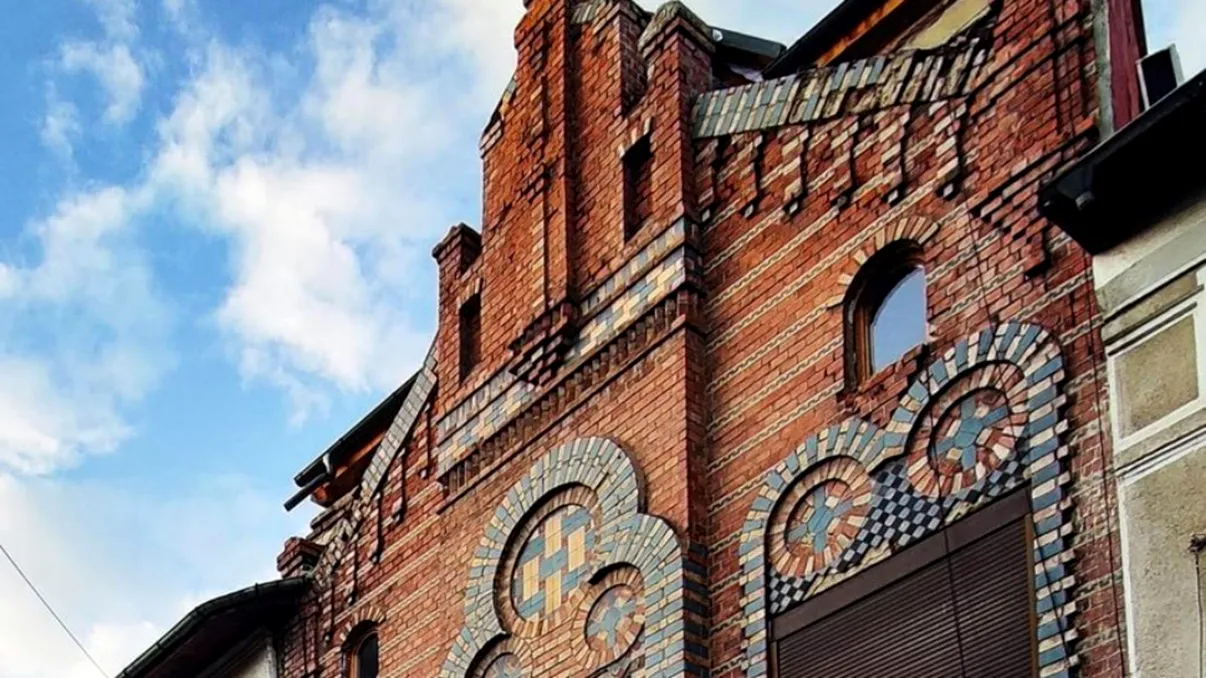 Casa Maură, clădirea unică din București. Mulți cred că a fost templu masonic, povestea ei este fascinantă