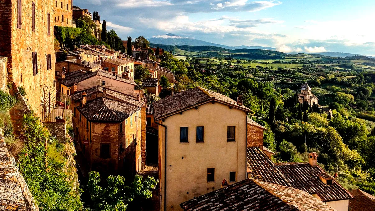 Casă de vacanţă în Toscana cu 3.000 de euro. Are două camere, 40 de mp şi o boxă de depozitare