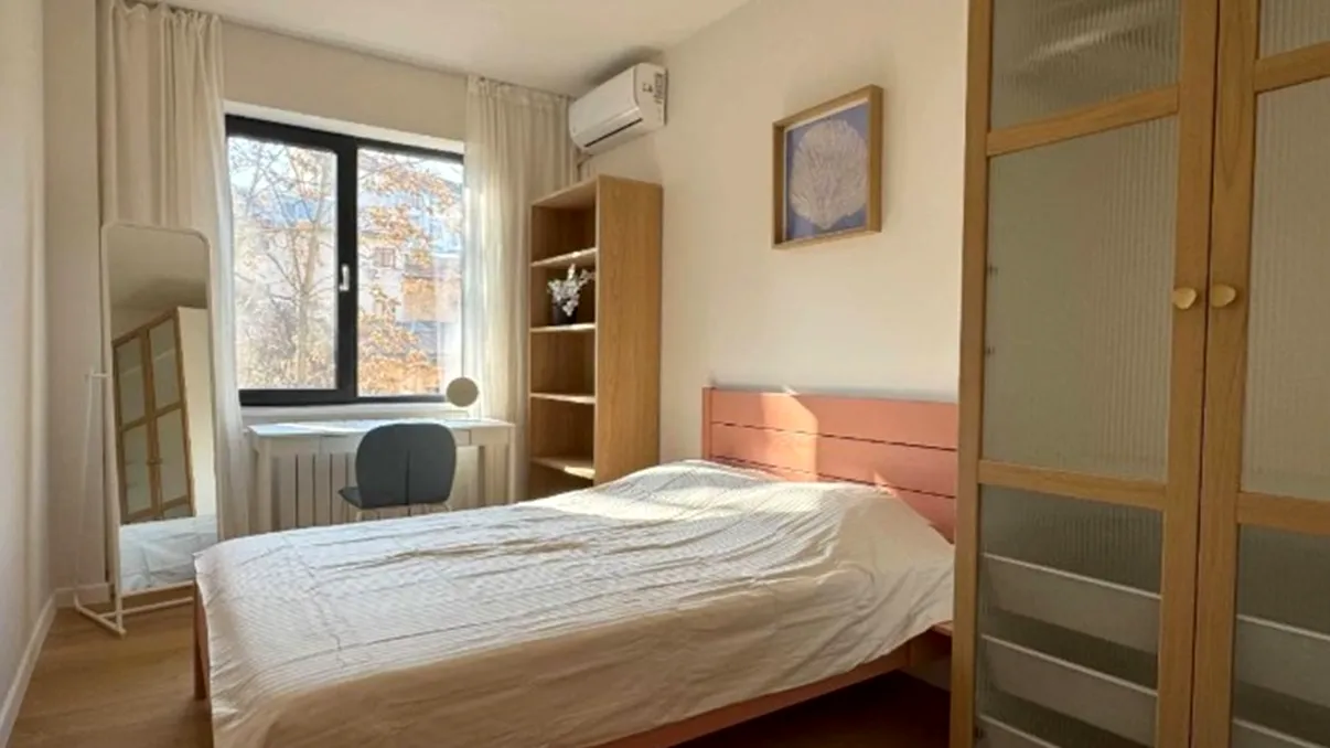 Cum arată apartamentul de 1000 de euro ce i-a revoltat pe chiriași: „Debara”