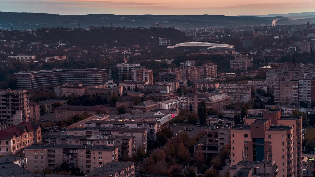 Explozie de prețuri într-un oraș din România. O garsonieră costă cât un apartament cu trei camere în București: „Cea mai scumpă piață rezidențială din țară”