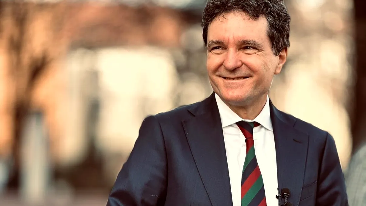 Nicușor Dan, lecţie de matematică pe internet, după ce a fost provocat de CTP să rezolve o problemă. Cum s-a descurcat primarul Capitalei
