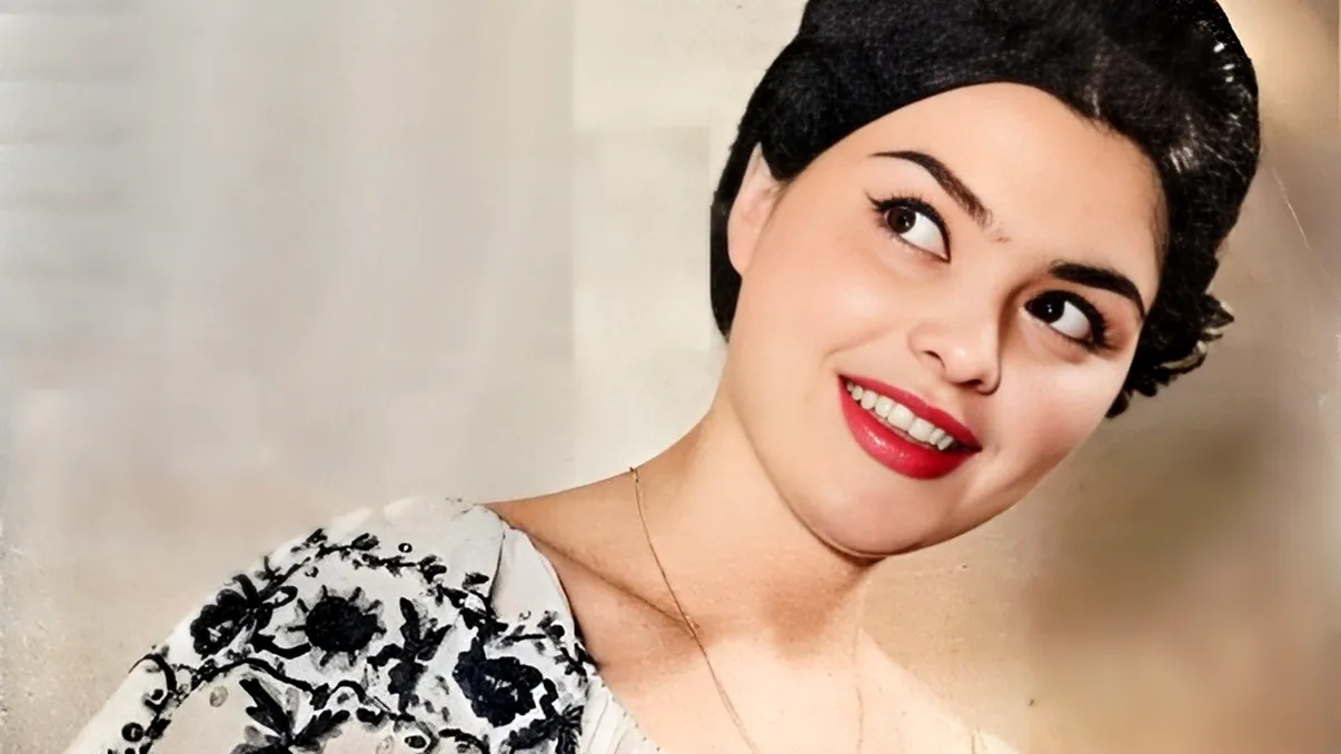 ”Zeița de argint” a folclorului românesc, răpusă în mod perfid la doar 40 de ani de o boală cumplită. Puțini români își mai aduc aminte astăzi de Maria Pietraru