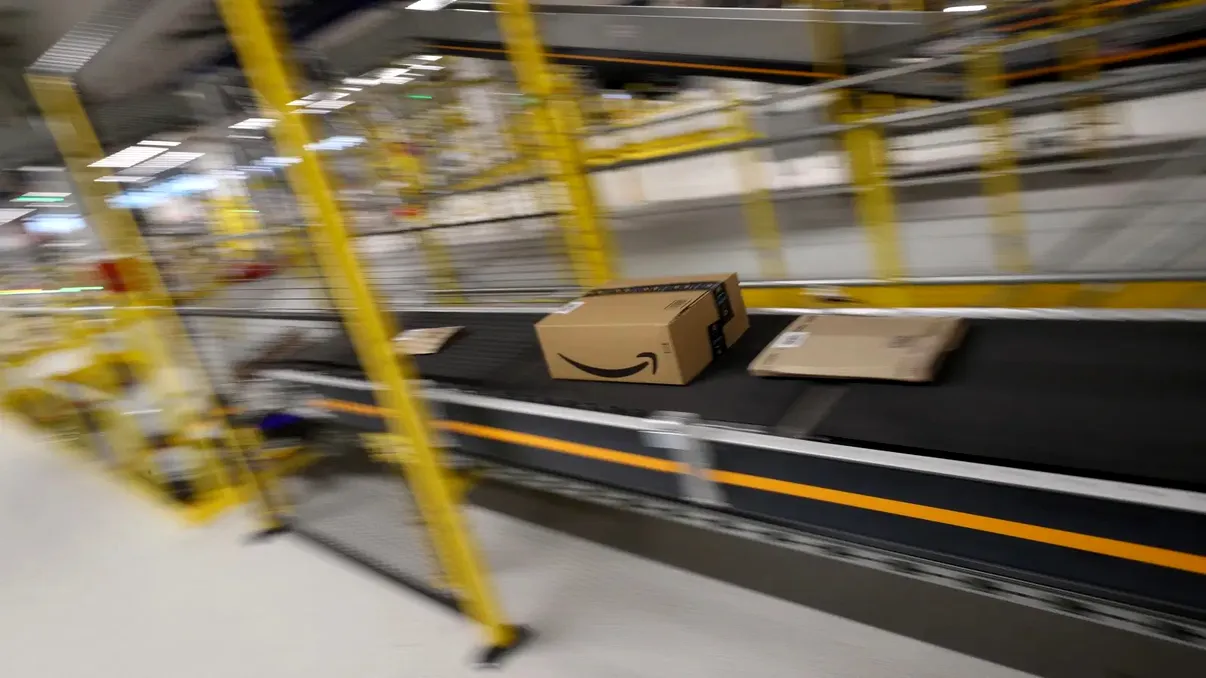 Alternativa la Temu și Shein de la Amazon începe să facă valuri în Europa. Cum funcționează Amazon Haul față de chinezi