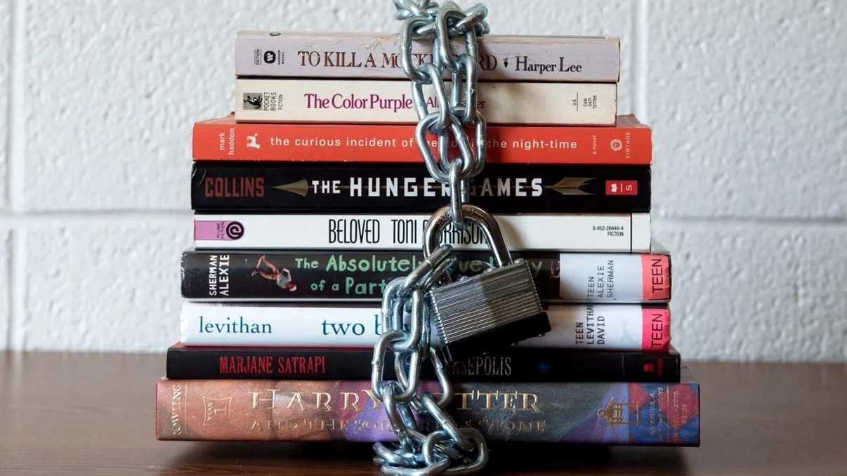 Cărțile interzise care au sfidat comunismul: cum au circulat în clandestinitate