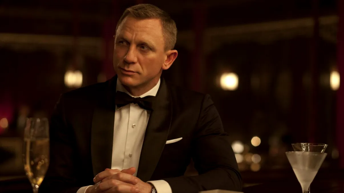 Cum să urmărești filmele James Bond în cel mai bun mod posibil
