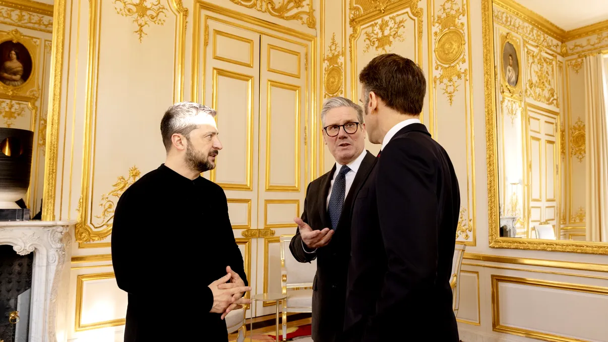 Franţa şi Marea Britanie reprezintă Europa în discuţiile pentru pace cu Rusia. Zelenski: “Transmitem un mesaj”