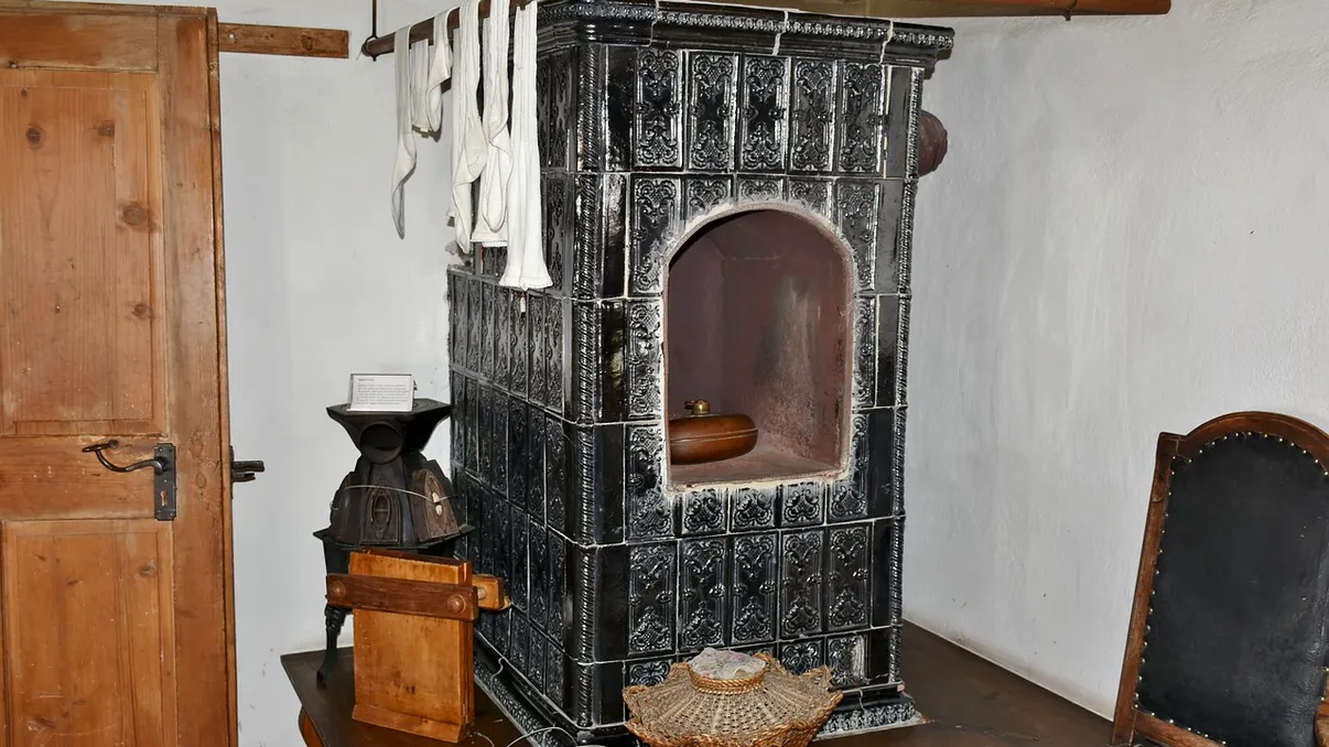 Rabla pentru sobe începe în aprilie. Ce sisteme de încălzire eficiente energetic pot instala românii cu banii primiţi de la stat