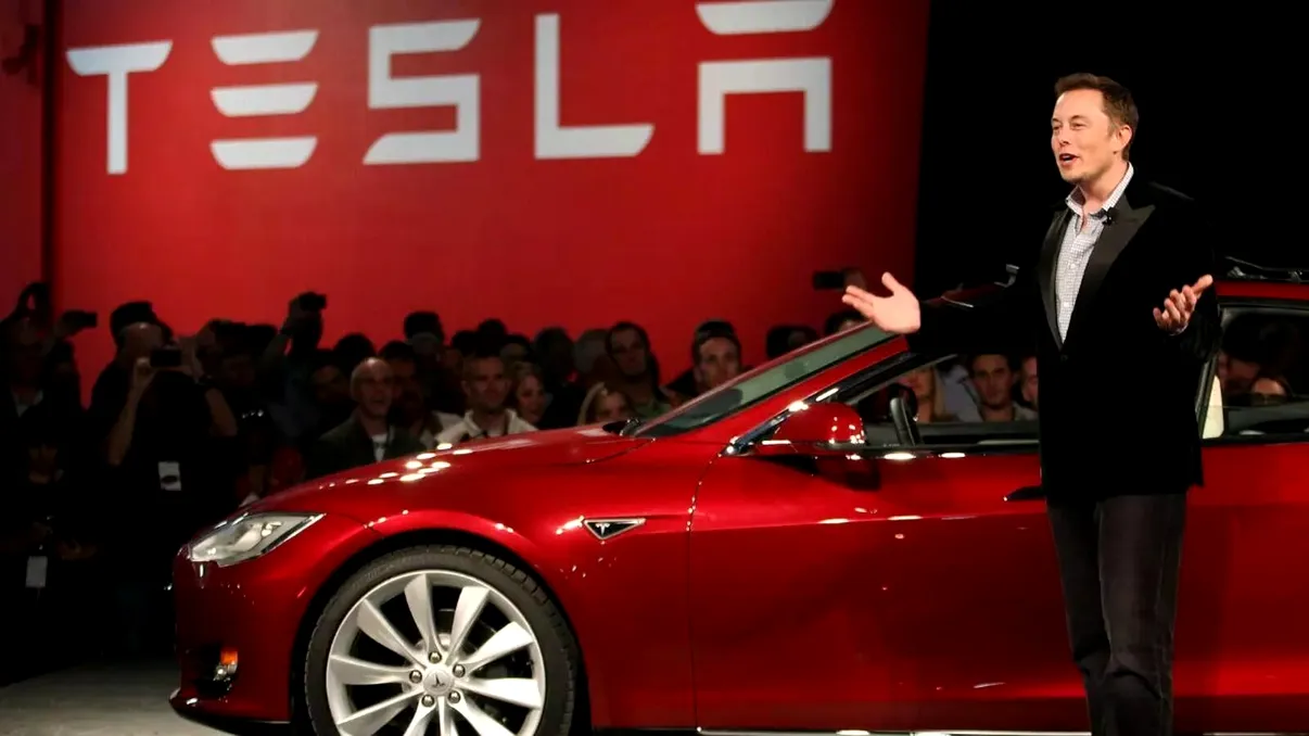 Elon Musk pierde din ce în ce mai mult teren cu Tesla: Oamenii nu mai vor să-i cumpere mașinile