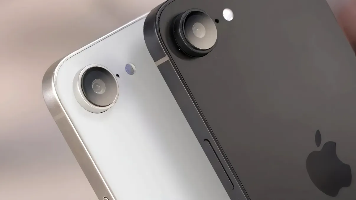Apple și iPhone, victima colaterală a războiului comercial dintre SUA și China. Ce se va întâmpla cu iPhone-ul