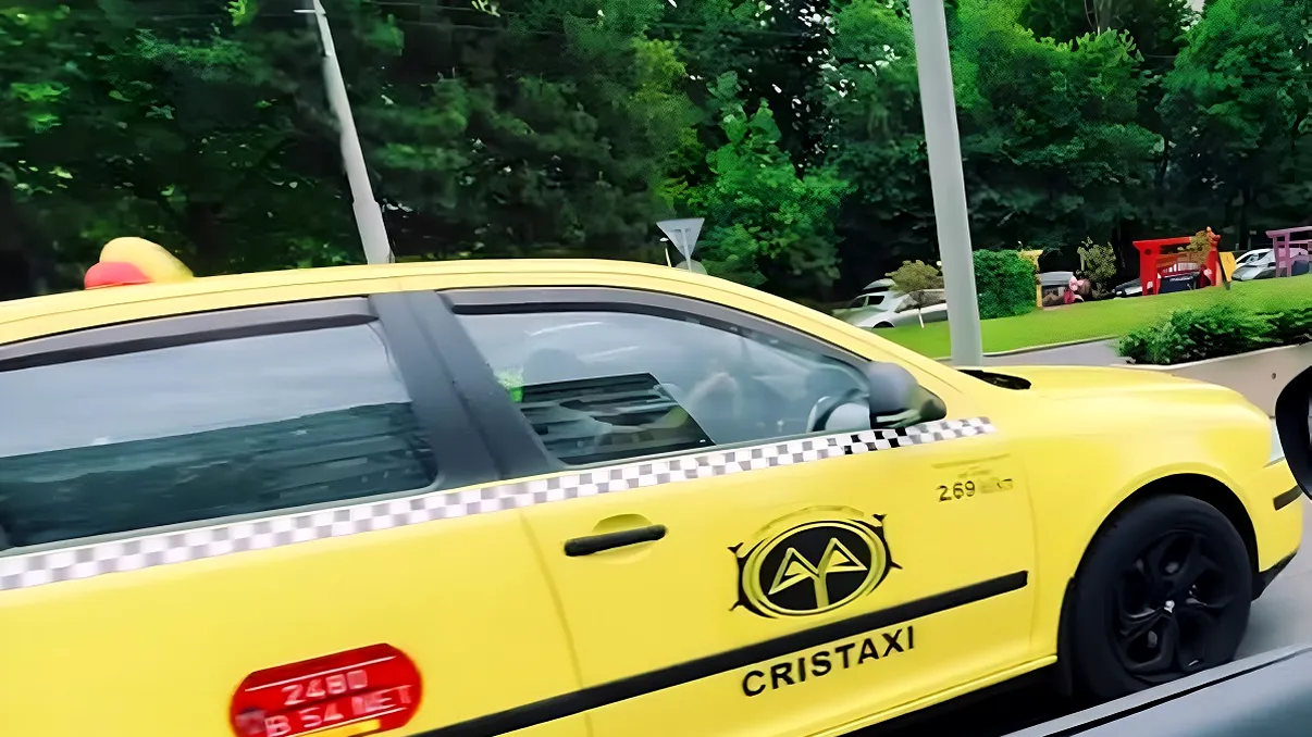 Cea mai veche companie de taximetrie din București a fost vândută. Cum se va numi Cristaxi de acum