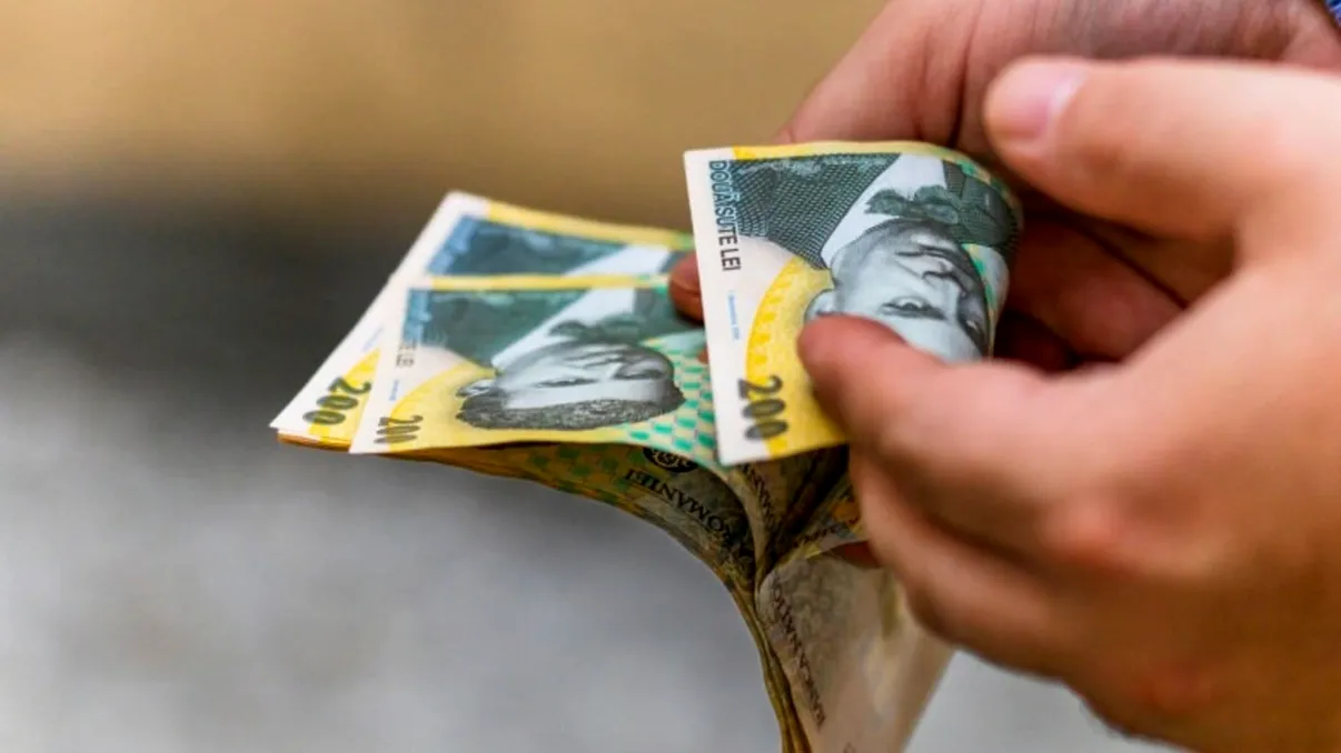 Capcanele contractelor de împrumut. Cum să descoperi singur clauzele abuzive, fără să mai plătești un avocat