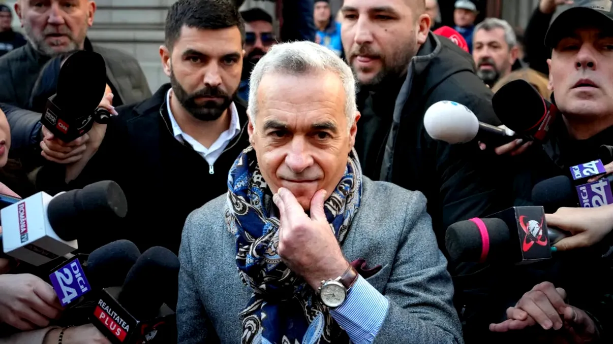 Cuvintele spuse de Călin Georgescu după două luni de tăcere. Obiectul ţinut strâns la piept de către fostul candidat la prezidenţiale