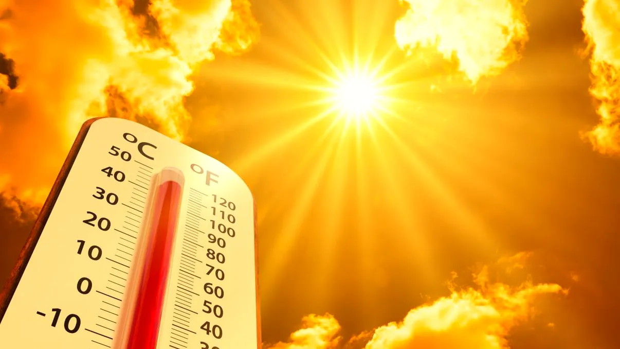 Meteorologii EaseWeather anunță o vară neobișnuită. Canicula vine mai devreme vara aceasta. Ce temperaturi vor fi în iunie și iulie