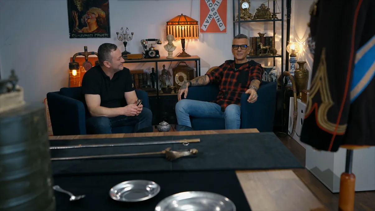 Cristi Hrubaru intră în jocul comorilor militare: ce a căutat vedeta la „Vânătorii de comori: România”