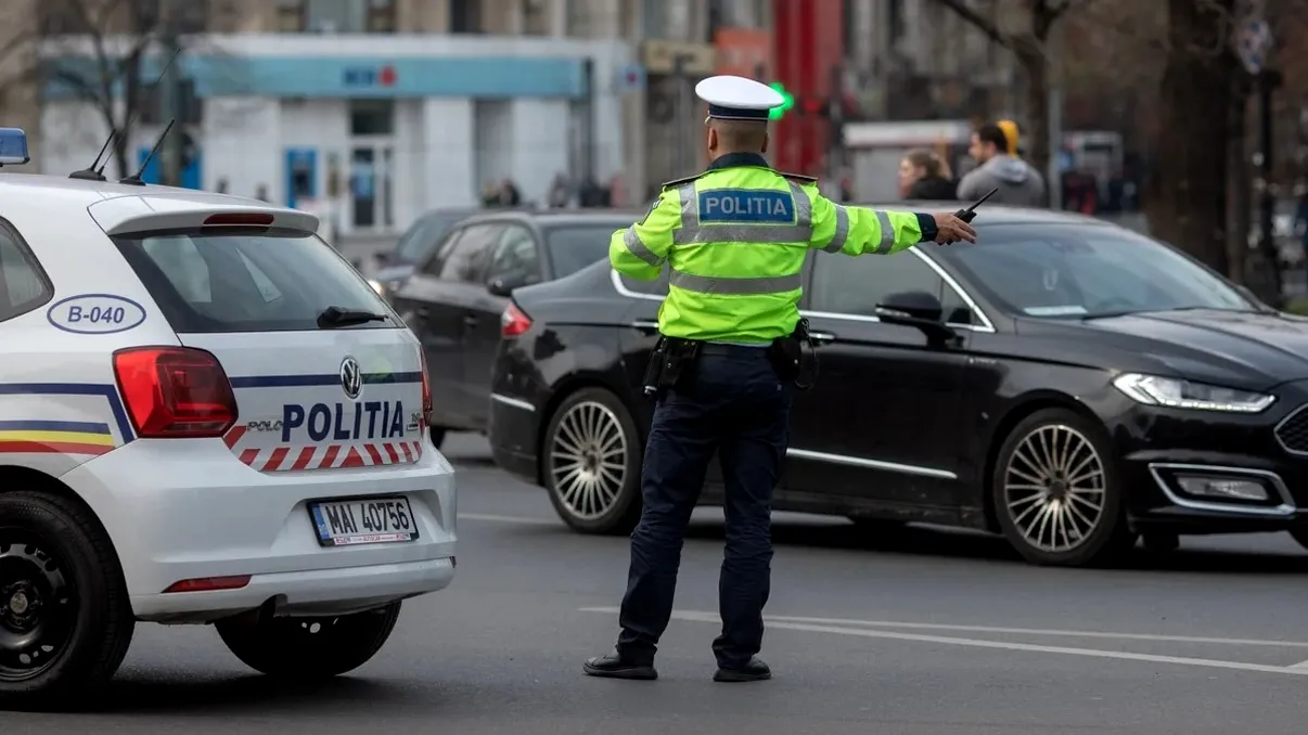 Zeci de mii de poliţişti sunt pe şosele înainte şi de Paşte. Şoferii care apasă pedala de acceleraţie, amendaţi pe loc