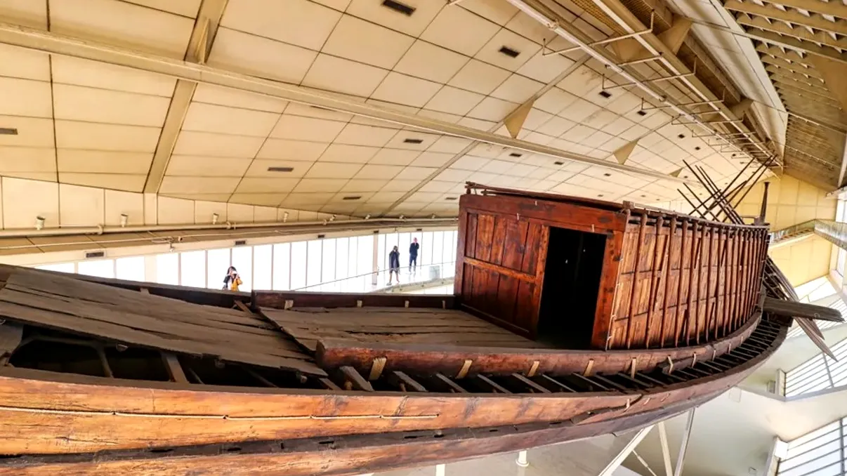 Ambarcațiuni construite pe vremea vechilor egipteni, perfect utilizabile și astăzi: Ce este special la „bărcile solare ale lui Keops”