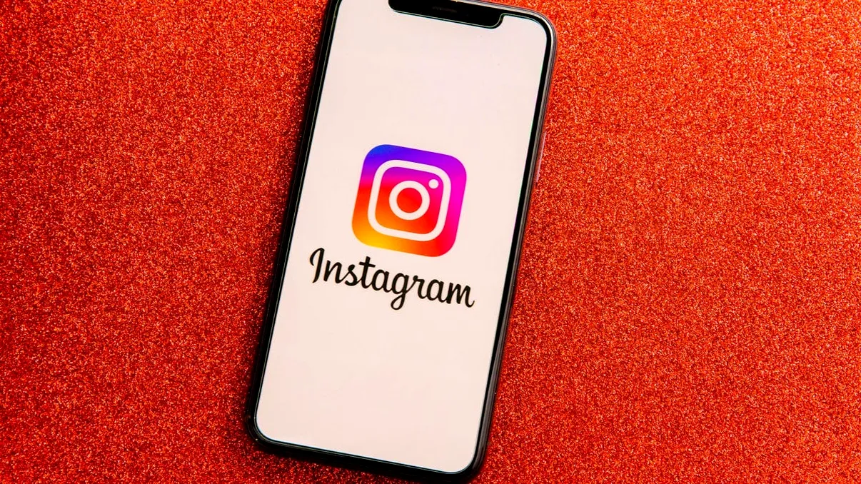 Cum folosești Instagram pe iPhone, chiar dacă ai cont Google: ghid simplu pentru o experiență fără bătăi de cap