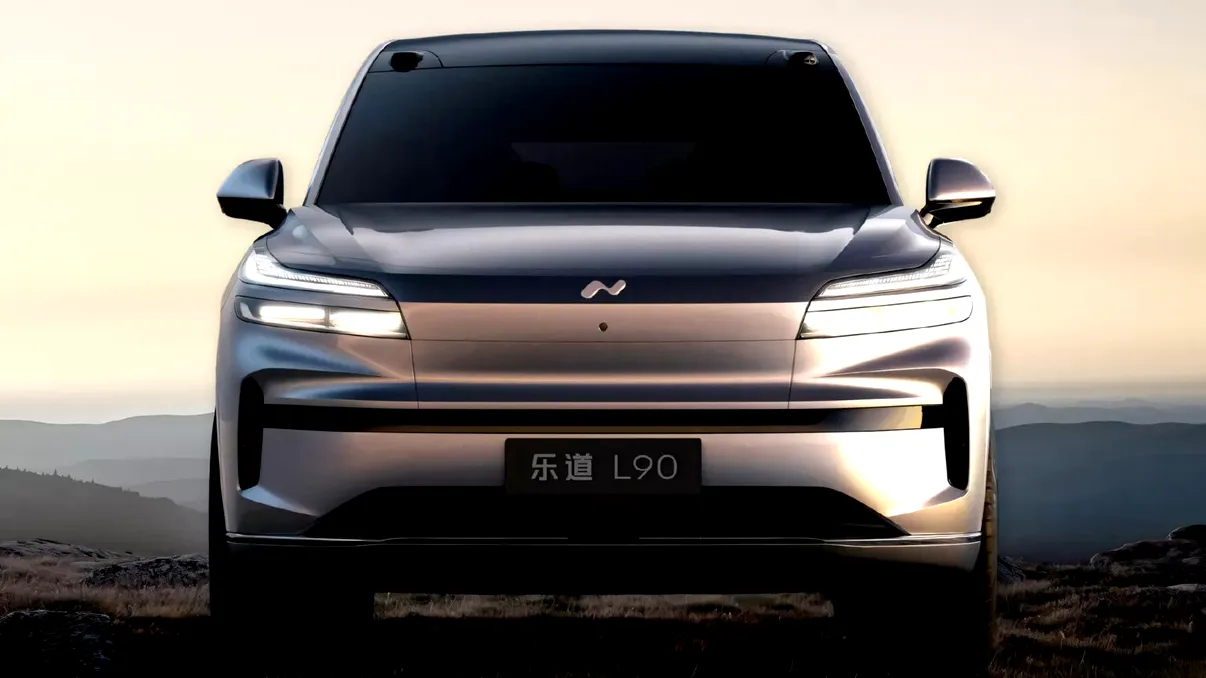 Mașina electrică chinezească în care îți intră toată familia: Ce este special la Onvo L90, alternativa la Tesla lui Elon Musk