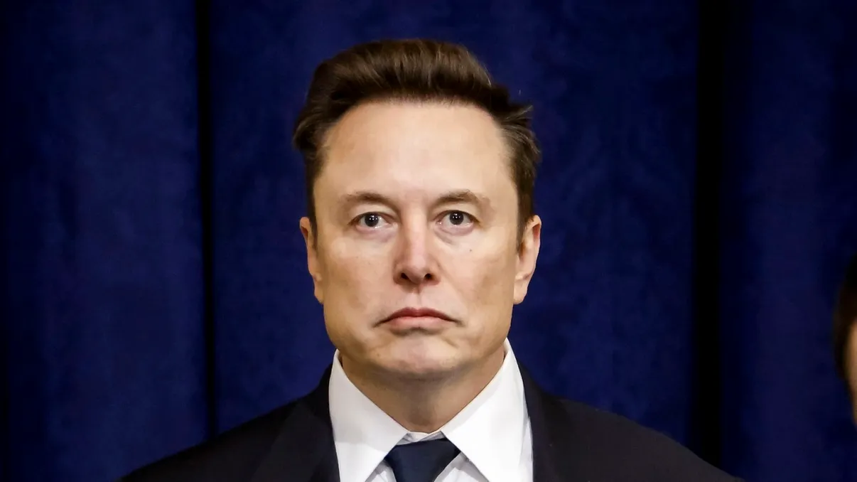Elon Musk, „pus la colț” de proteste. Ceea ce se întâmplă cu Tesla îți arată puterea oamenilor atunci când se unesc