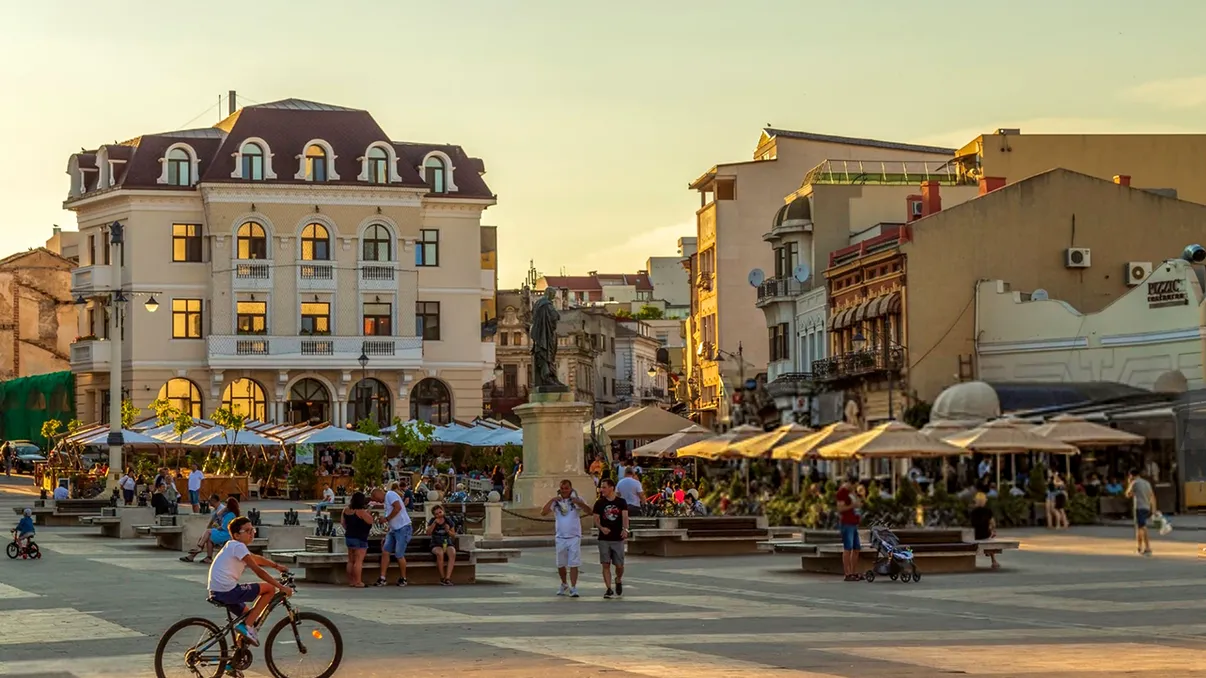Acesta este cel mai vechi oraș locuit din România, vizitat și adorat de mulți, dar puțini îi cunosc istoria milenară