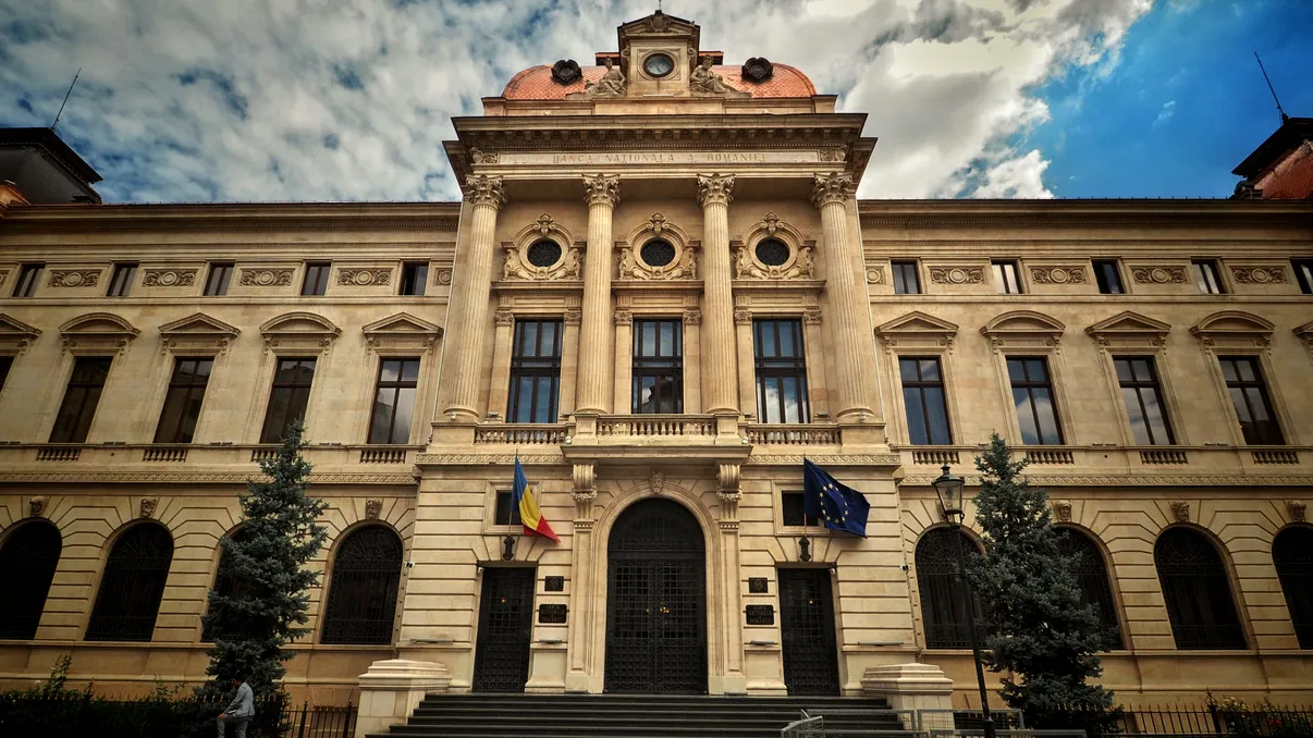 Moneda românească din 2025, noua comoară a colecționarilor. Poți obține pe ea cel puțin 450 de lei, cum o descrie BNR