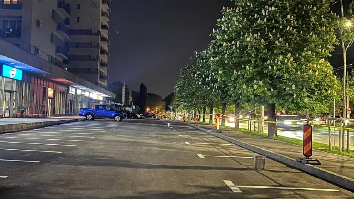 Noi locuri de parcare, în Bucureşti. Amenda pentru neplată este de 1.000 de lei, avertizează Primăria Sectorului 6
