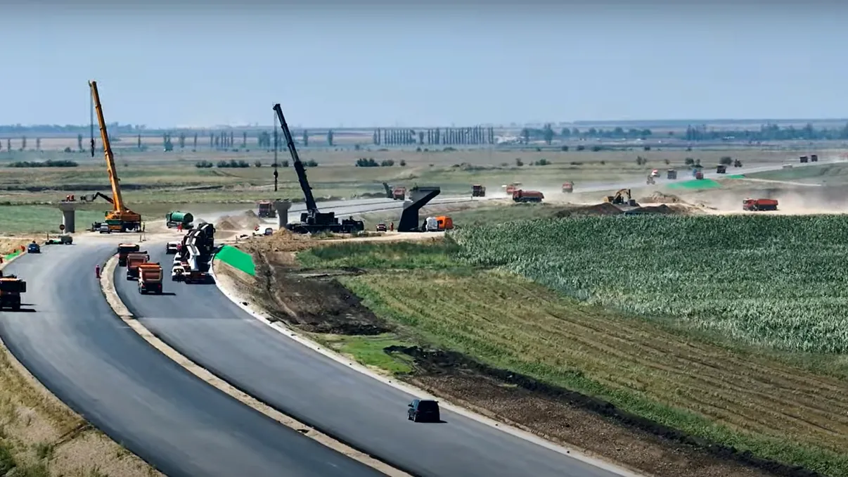 Pauză de o săptămână pe A7. Ce spune Umbrărescu despre muncitorii de pe Autostrada Moldovei: 