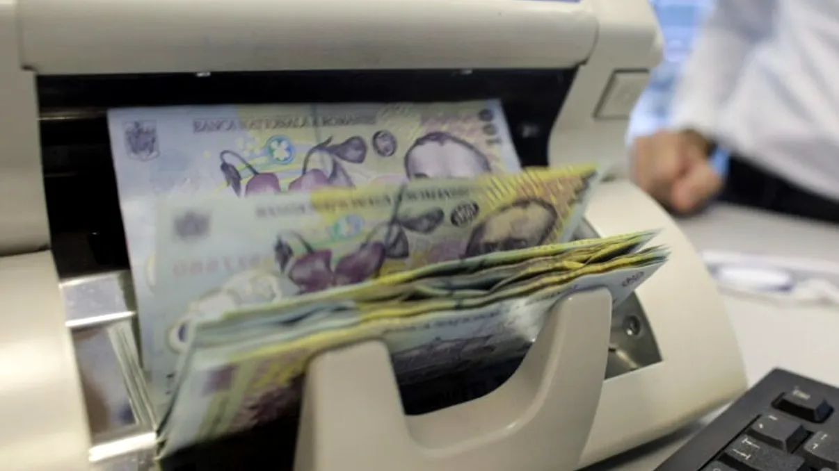 Statul continuă să cheltuie mai mult decât pot românii să producă! Deficitul bugetar sparge noi praguri