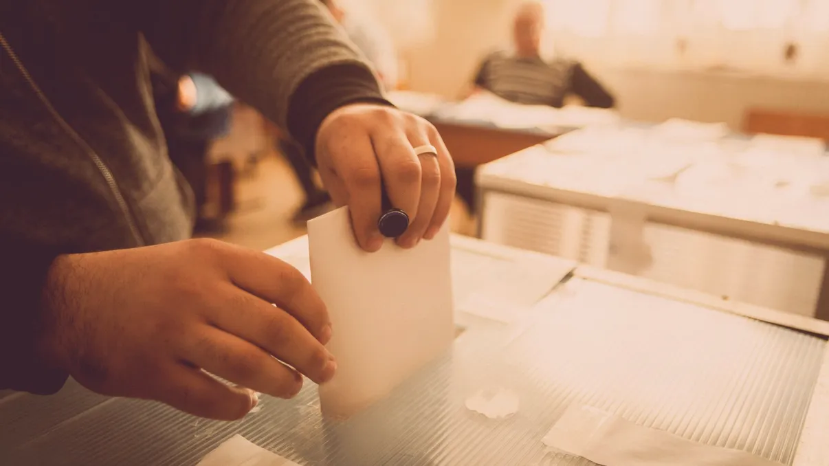 Alegeri pentru președintele României, 18 mai 2025, turul 2. Nicușor Dan, Emil Boc, Ilie Bolojan, Klaus Iohannis şi George Simion au fost la vot. Principalele declarații de la urne