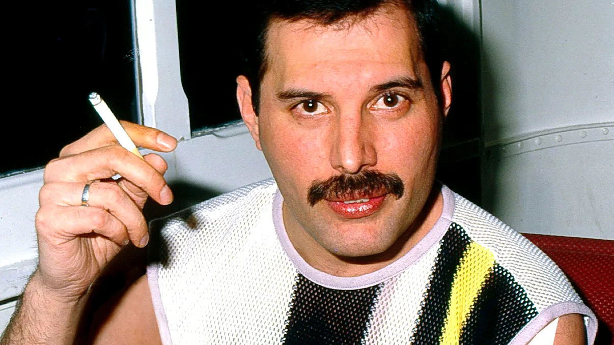 Cel mai mare secret al lui Freddie Mercury, scos la lumină. Solistul Queen ar fi avut o fiică. Ce i-a lăsat moștenire: „M-a prețuit ca pe o comoară”