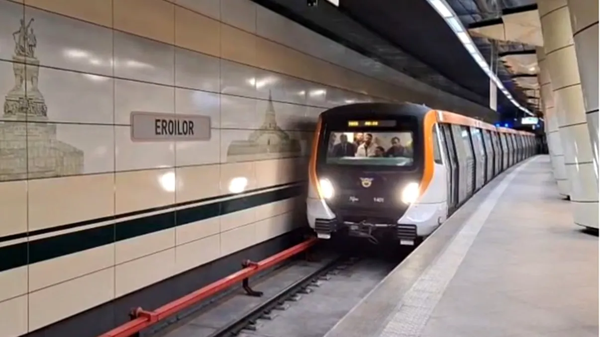 Noul metrou Metropolis ”Ilfov” de la Alstom circulă pe Magistrala 5 pentru teste dinamice. Cum arată trenul venit tocmai din Brazilia