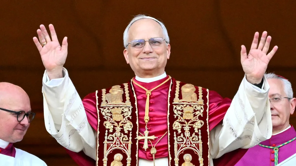 De ce a fost ales un Papă american? Decizia de la Vatican ar fi un mesaj direct pentru Donald Trump