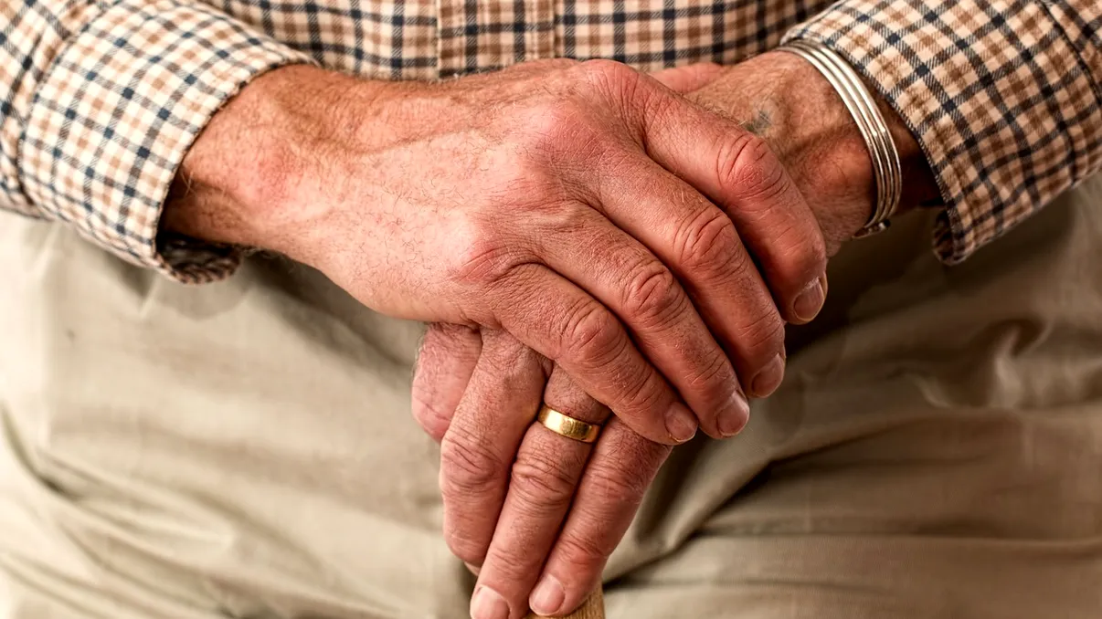 Pensionarii pot avea coasiguraţi? Ce spune legea în 2025