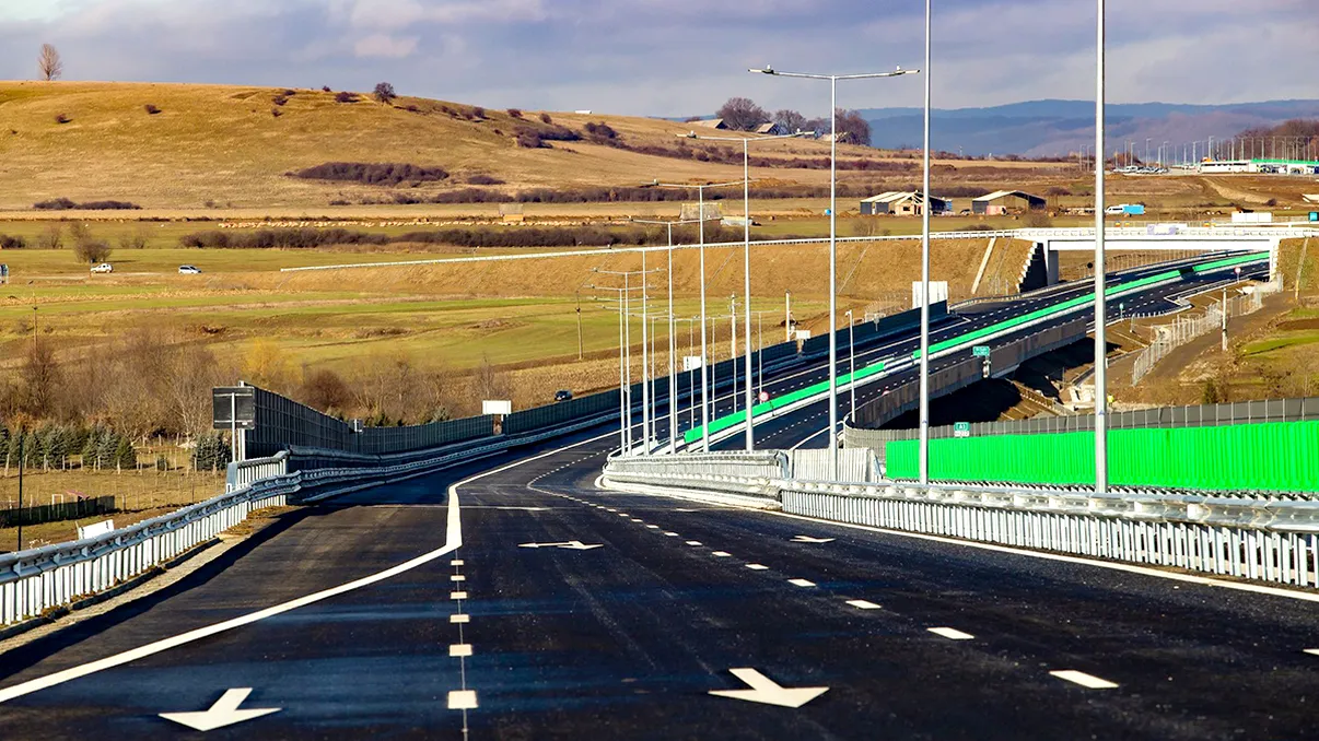 Autostrada din România care se deschide mai devreme decât era anunțat. Când se dă drumul traficului