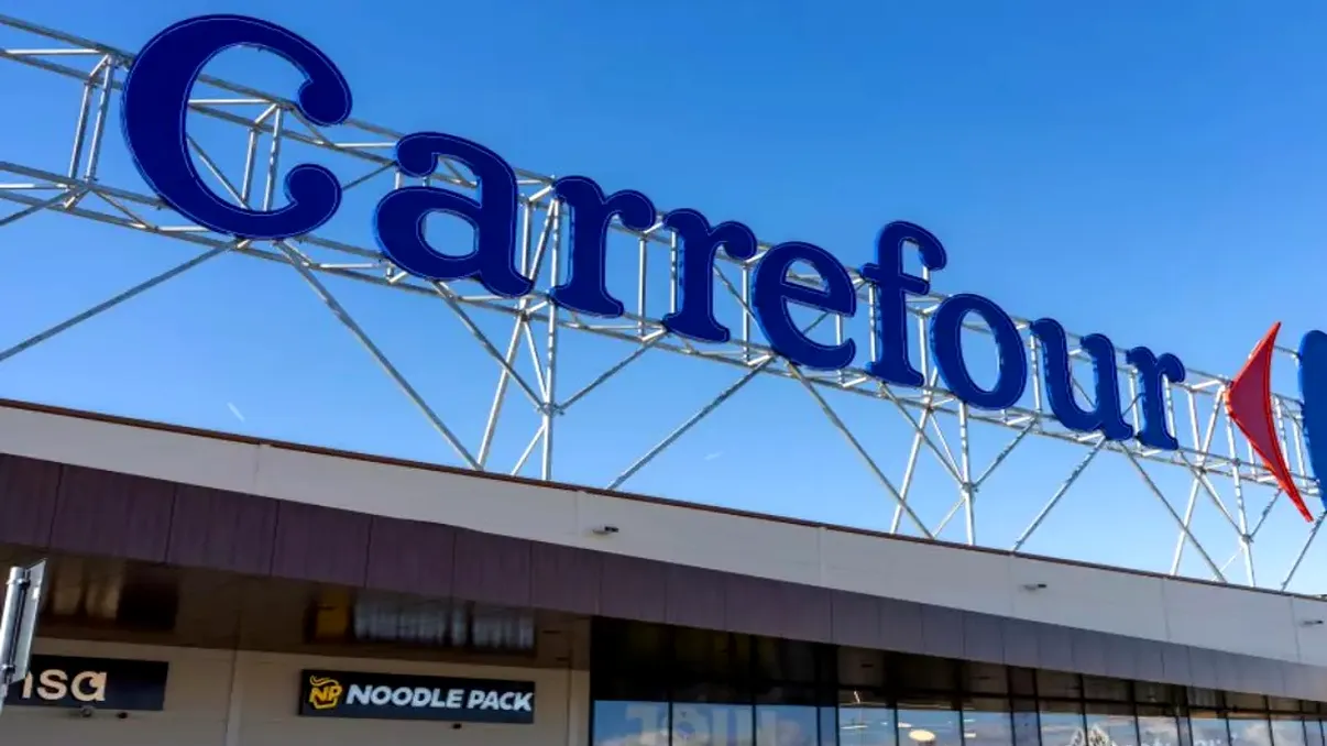 Carrefour anunță închiderea temporară a magazinului din Alexandria. Ce s-a întâmplat