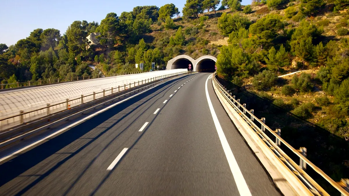 Drumul Expres din România ce îi va impresiona și pe străini devine realitate. Detaliul din proiect ce i-a uimit pe șoferi, unde se va construi noua șosea