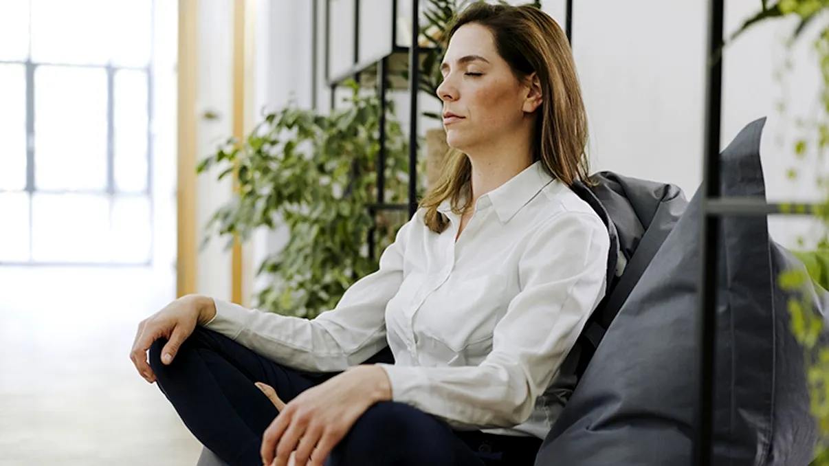 Meditația urbană devine business profitabil: ghid pas cu pas și costuri pentru afacerea care va deveni virală în marile orașe din România