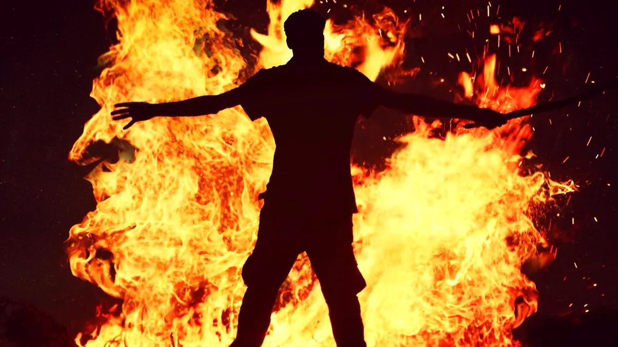 Motivul pentru care oamenii au început să folosească focul nu a fost gătitul, relevă o nouă descoperire