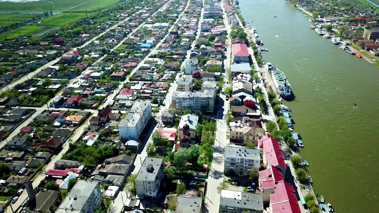Orașul din România în care plouă cel mai puțin pe tot parcursul anului. Este foarte popular
